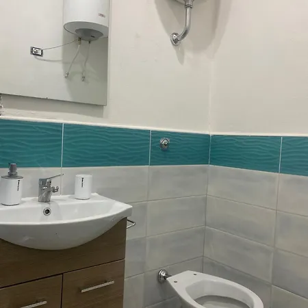Casa Carmela Spaccanapoli 3* Nápoly