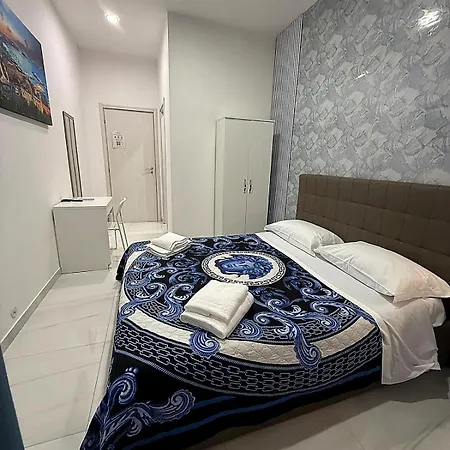 Casa Carmela Spaccanapoli 3* نابولي