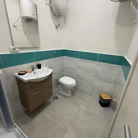 بيت ضيافة Casa Carmela Spaccanapoli 3*